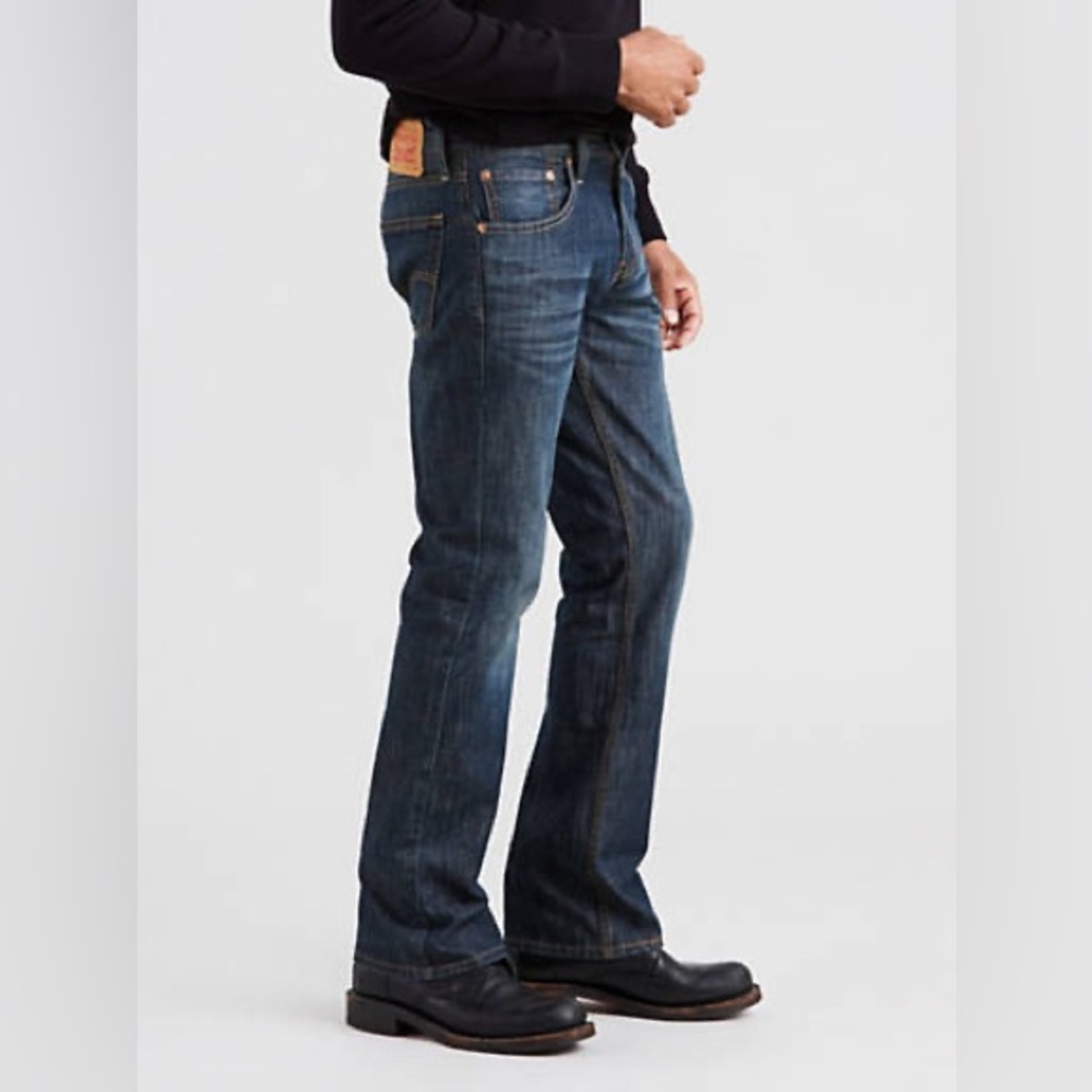 Levis 527 Slim Bootcut Jeans Dark Wash 100% Cotton Blue Size 33 x 32 - used